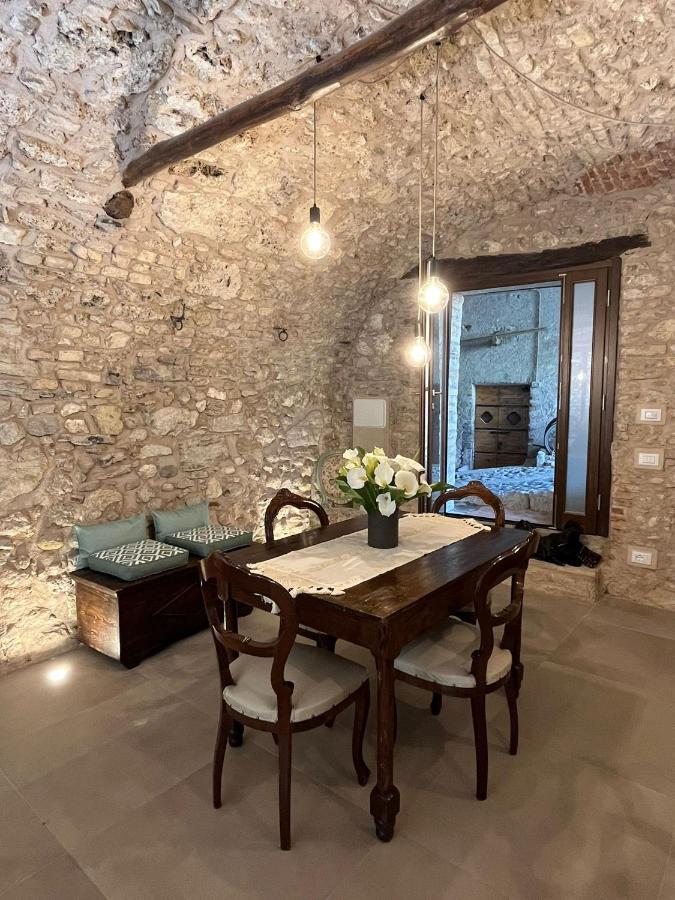 Casa Castello Leilighet Salò Eksteriør bilde