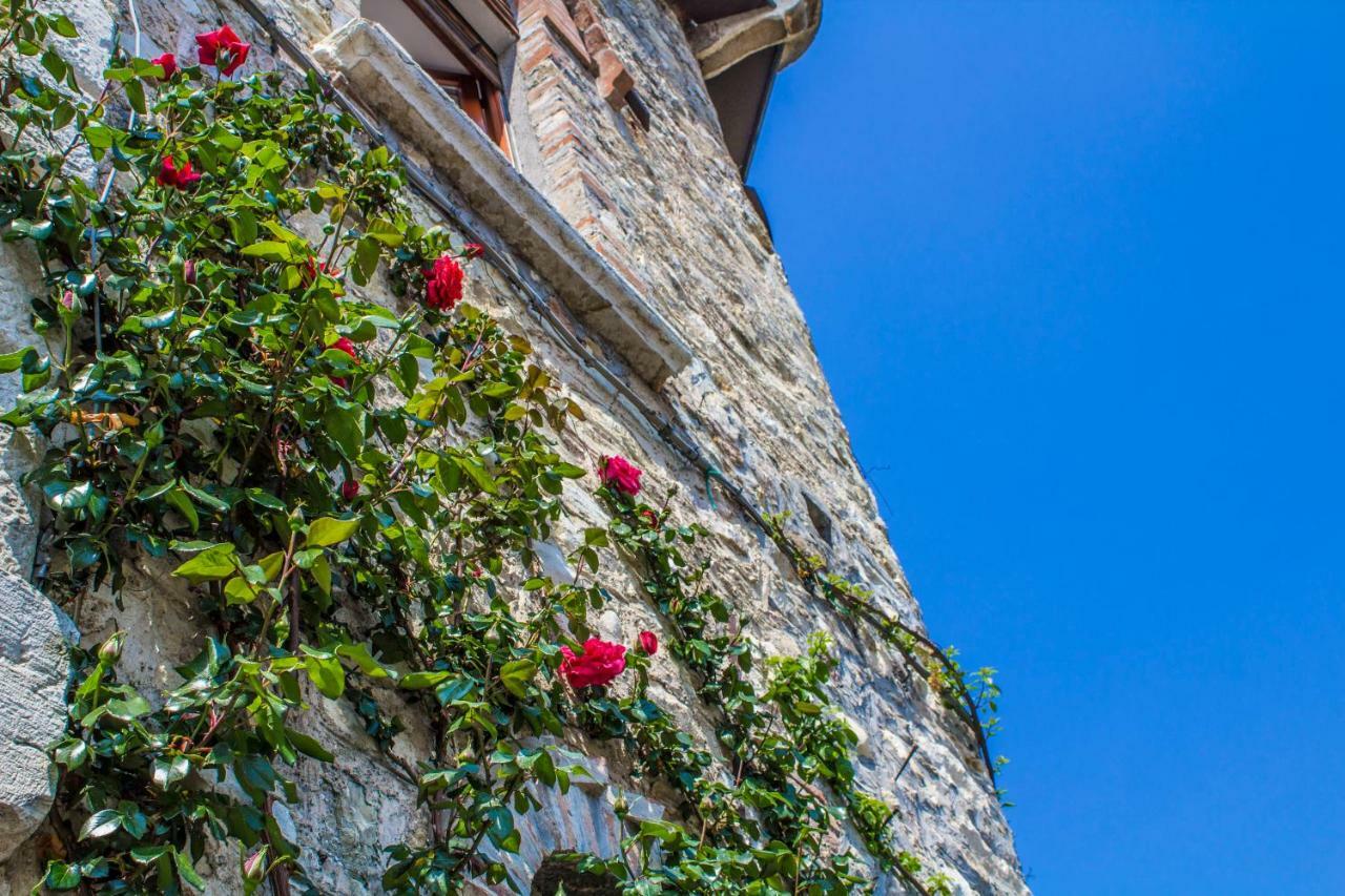Casa Castello Leilighet Salò Eksteriør bilde
